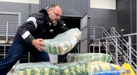 130 zestawów humanitarnych z grantem The BEARR Trust