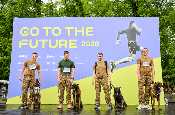 Go to the Future — dystans z psami 7