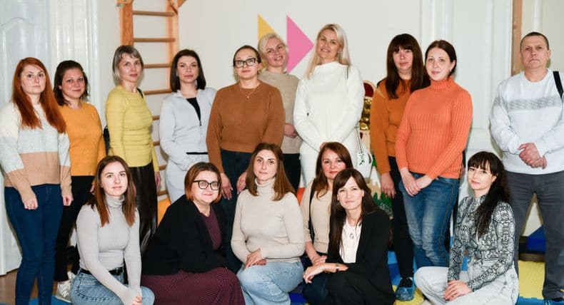 Krąg wsparcia: spotkania z rodzicami w LEVCHYK SPECTRUM HUB